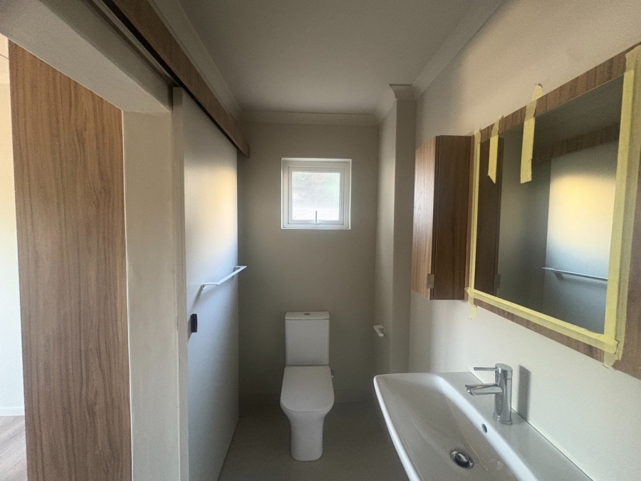 2 Bedroom Property for Sale in Table View Western Cape
